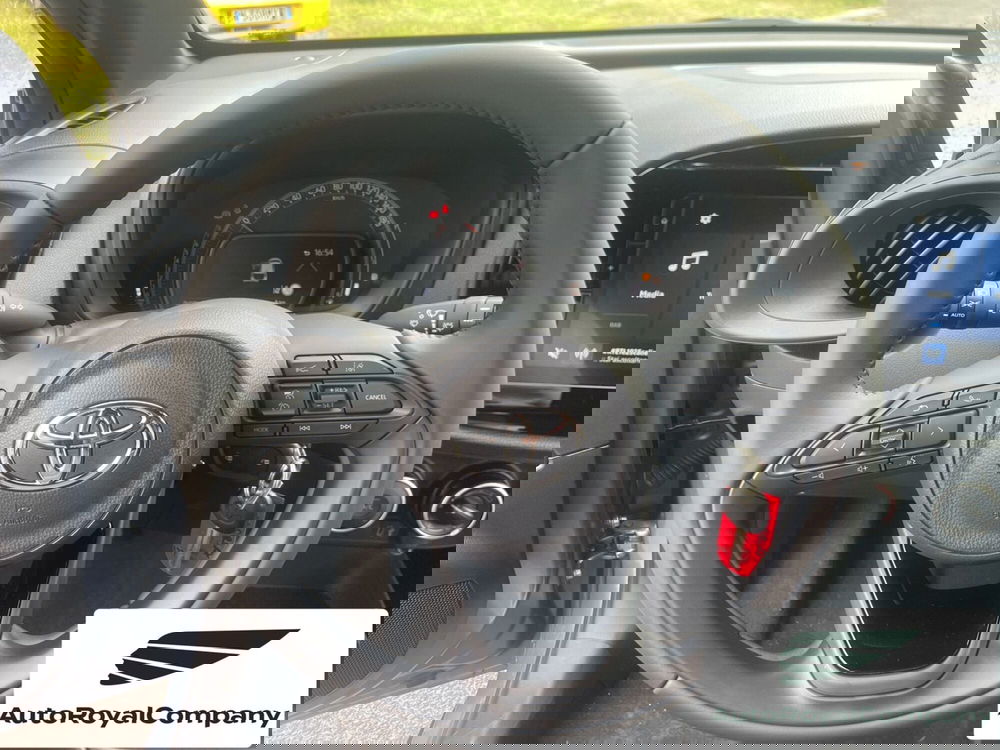 Toyota Aygo X nuova a Roma (12)