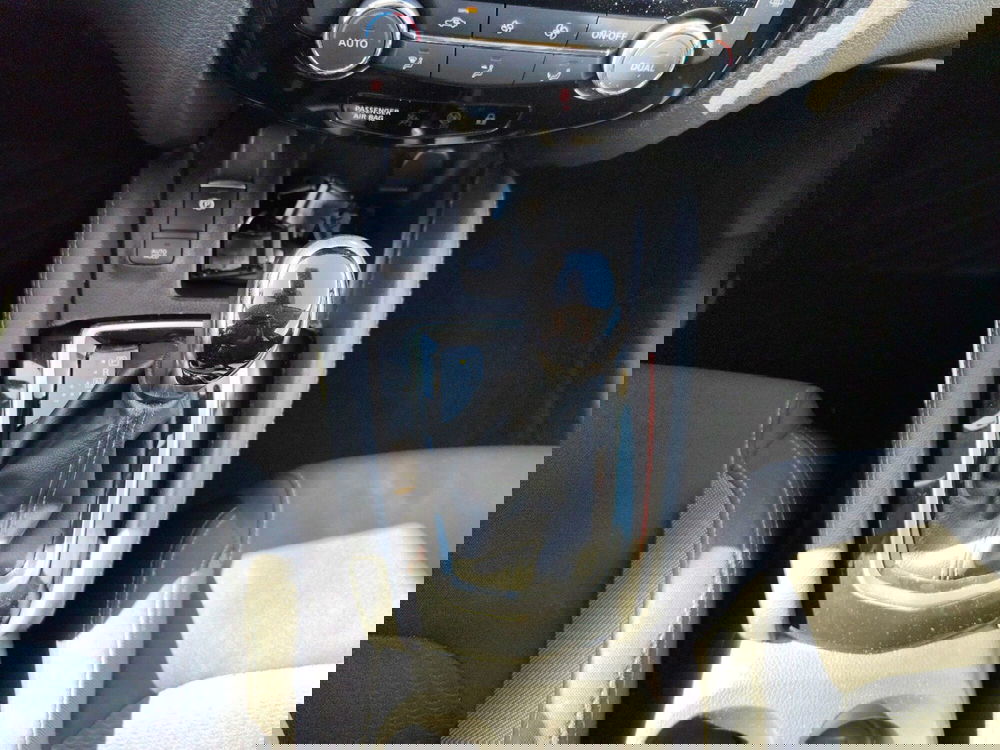 Nissan Qashqai usata a Latina (19)