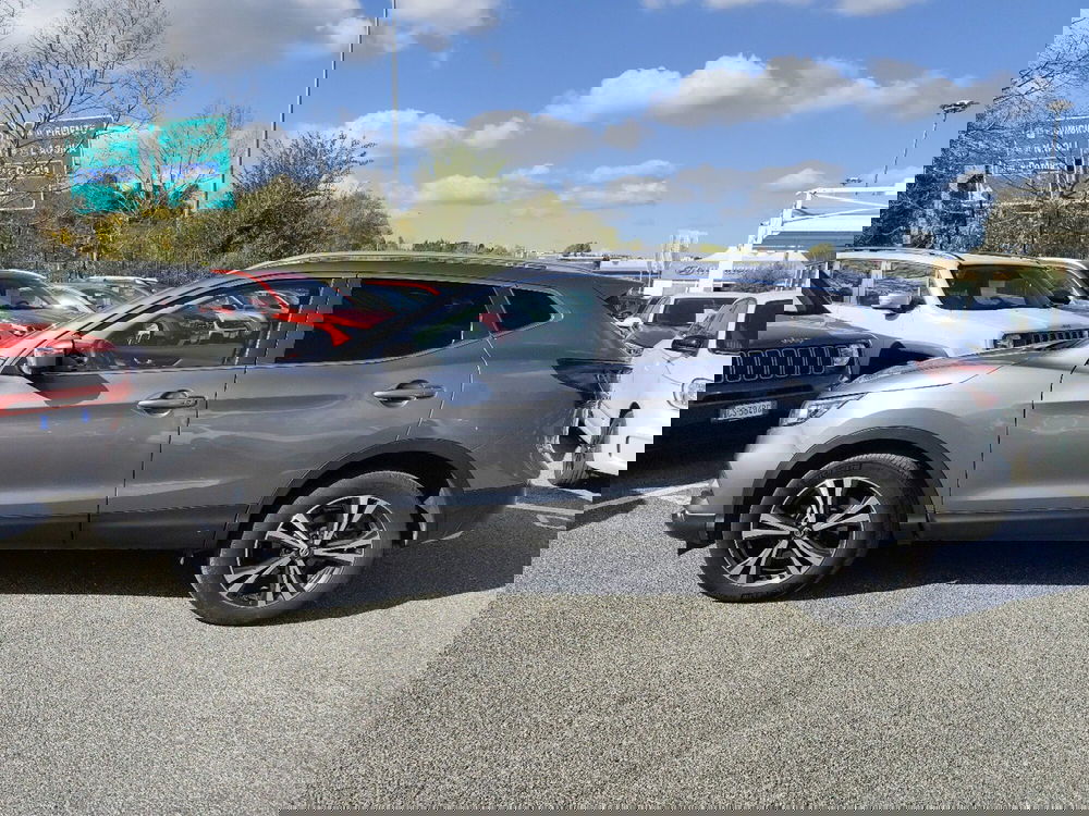 Nissan Qashqai usata a Latina (7)