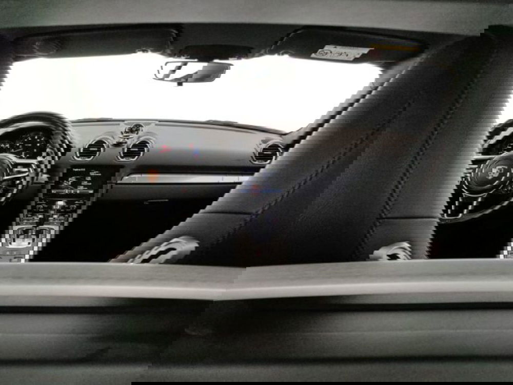 Porsche 718 Cayman  usata a Modena (17)