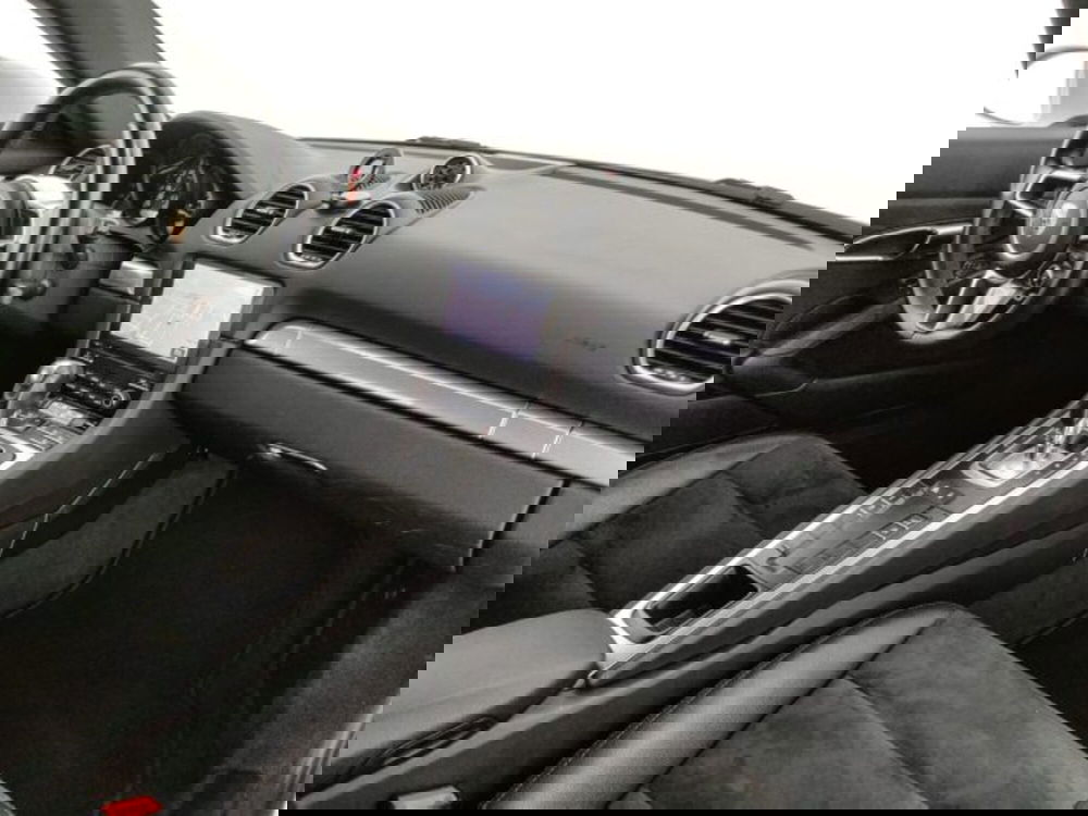 Porsche 718 Cayman  usata a Modena (9)