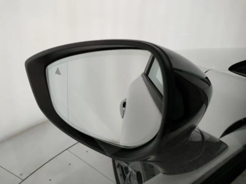 Mazda MX-30 usata a Modena (9)