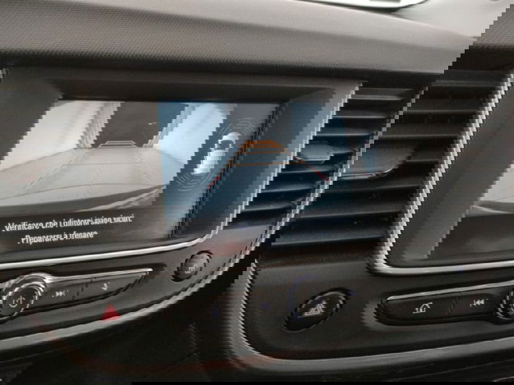 Opel Crossland X usata a Modena (14)