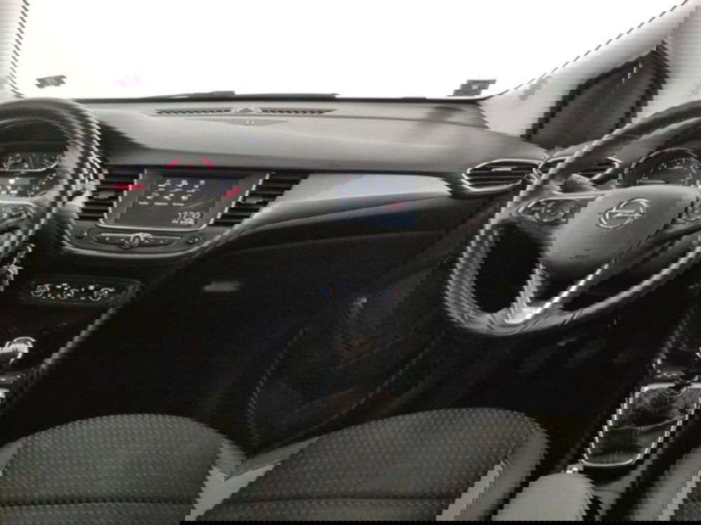 Opel Crossland X usata a Modena (18)