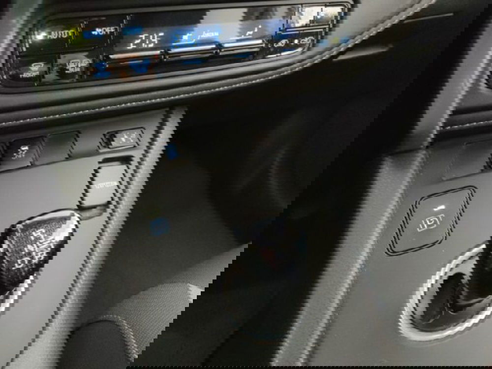 Toyota Auris usata a Modena (12)