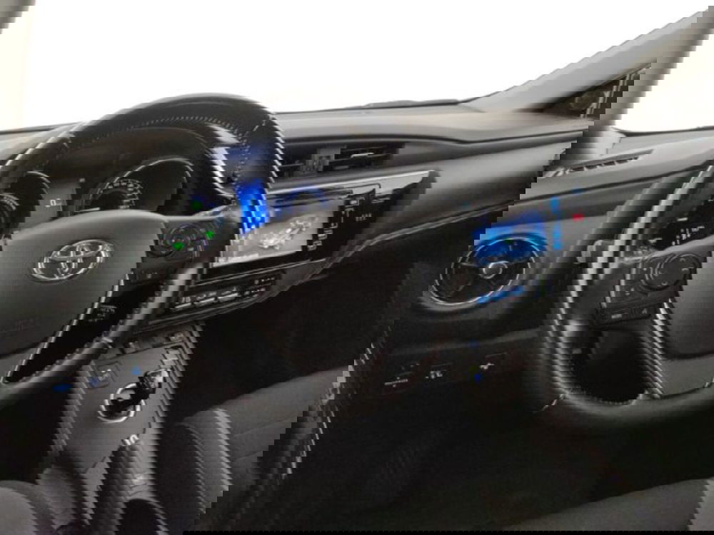 Toyota Auris usata a Modena (9)