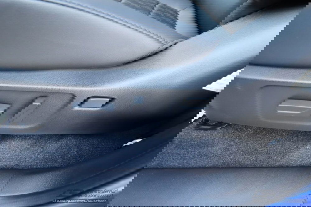 Isuzu D-Max Pick-up nuova a Bologna (14)