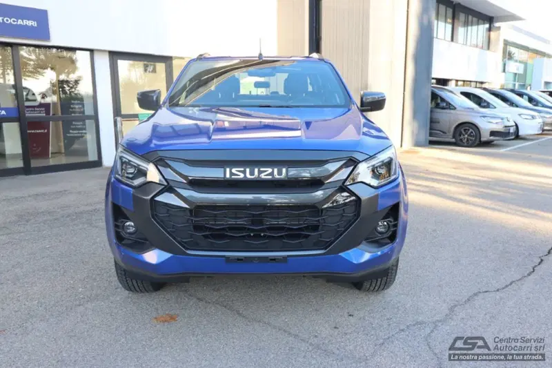 Isuzu D-Max Pick-up nuova a Bologna (2)