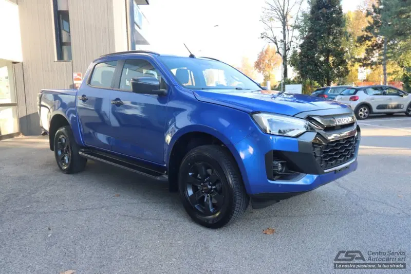 Isuzu D-Max Pick-up nuova a Bologna (3)