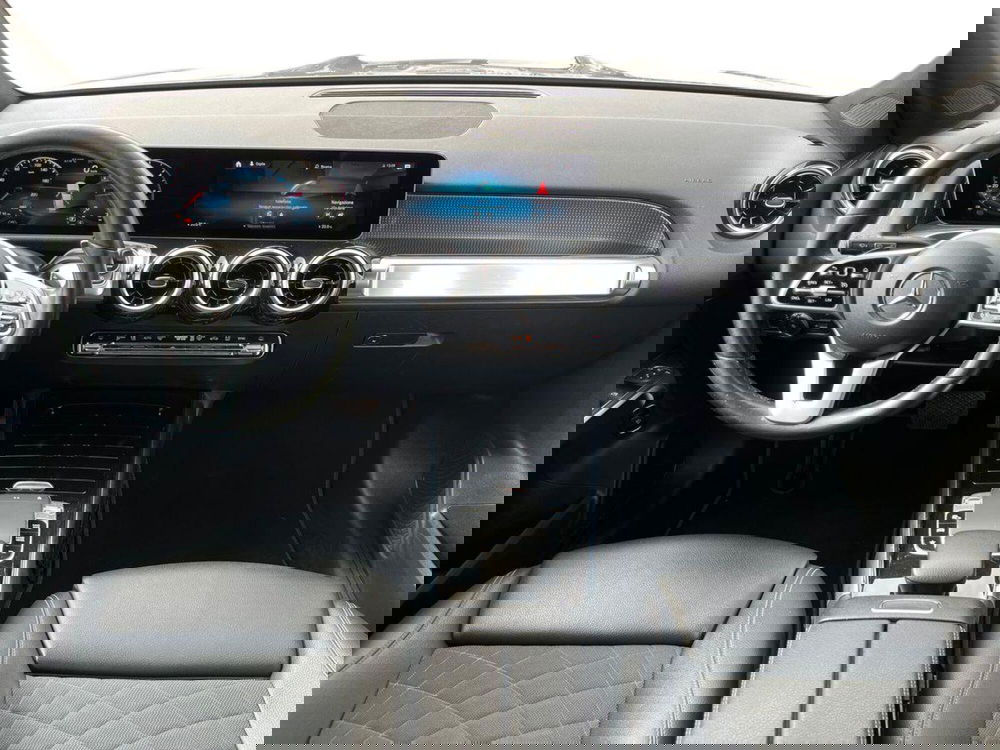 Mercedes-Benz GLB usata a Napoli (11)