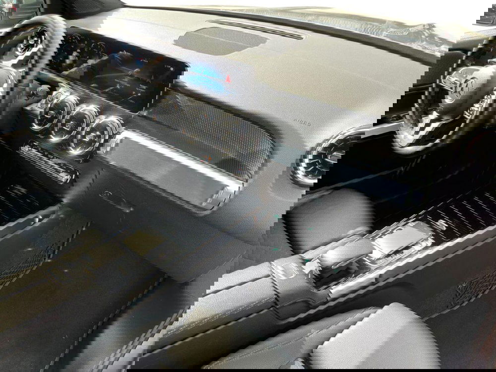 Mercedes-Benz GLB usata a Napoli (13)