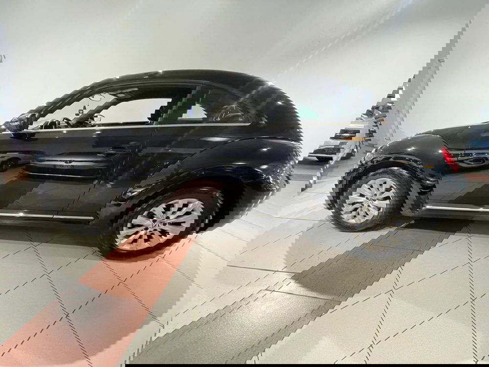 Volkswagen Maggiolino usata a Genova (3)