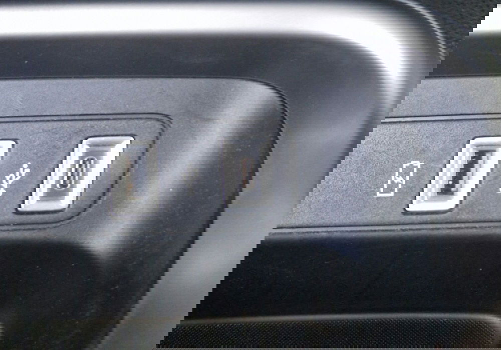 Jeep Avenger usata a Terni (14)