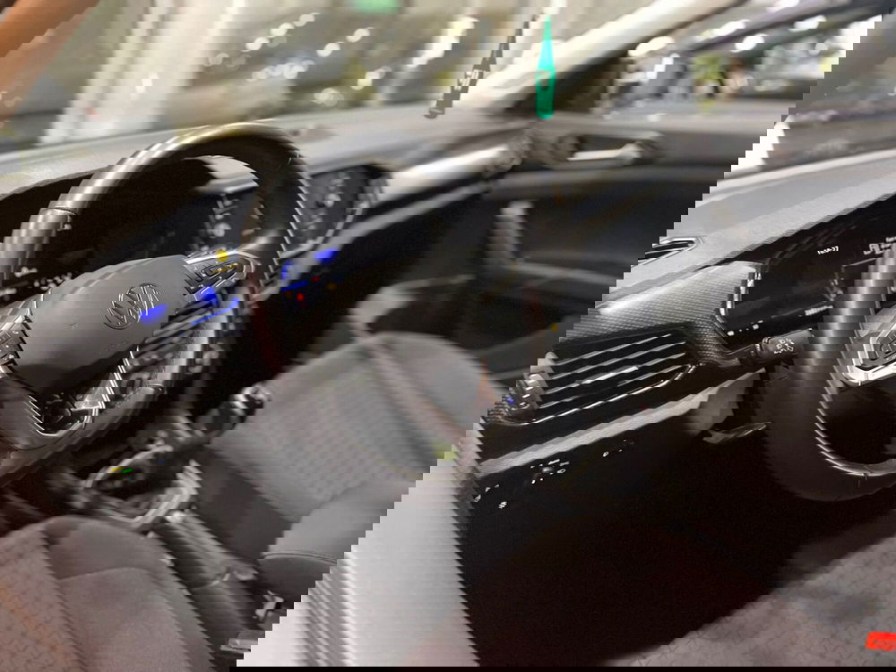 Volkswagen T-Cross usata a Genova (8)