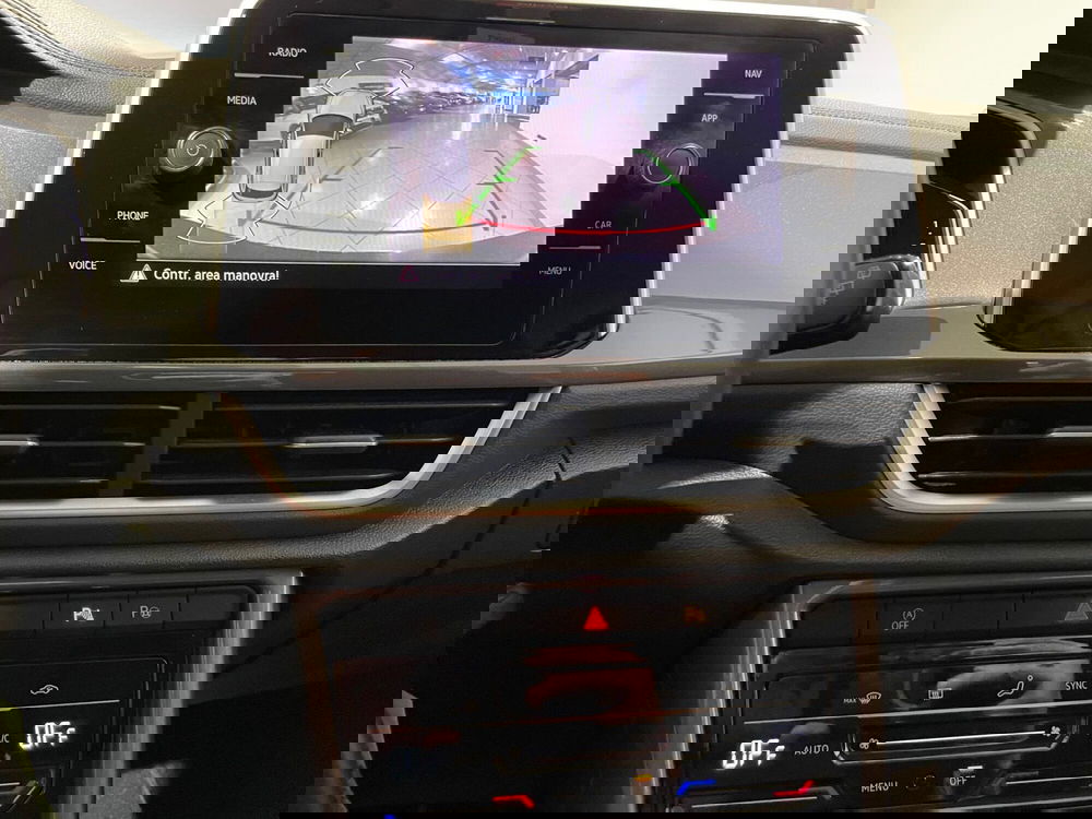 Volkswagen T-Roc usata a Genova (16)