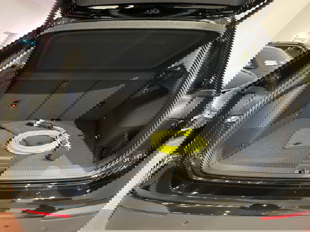 Volkswagen Tiguan nuova a Genova (11)