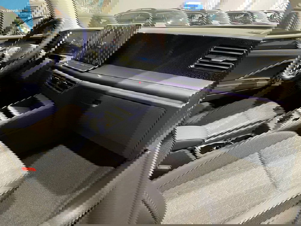 Volkswagen Tiguan nuova a Genova (13)