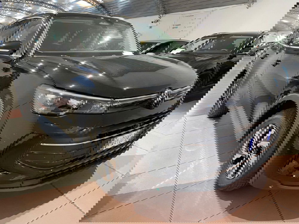 Volkswagen Tiguan nuova a Genova (8)