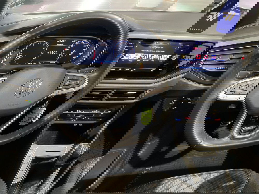 Volkswagen Taigo usata a Genova (13)