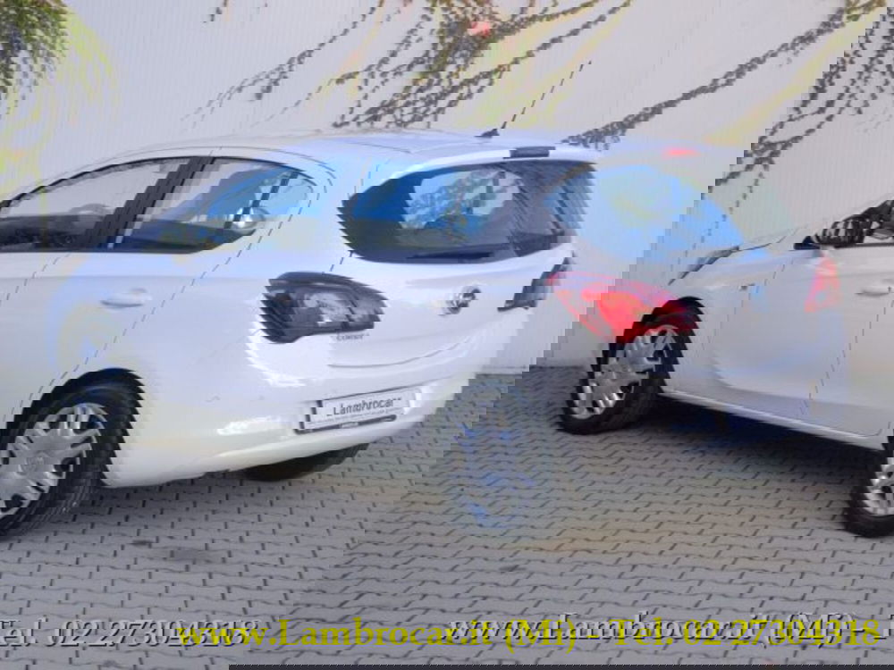 Opel Corsa usata a Milano (15)