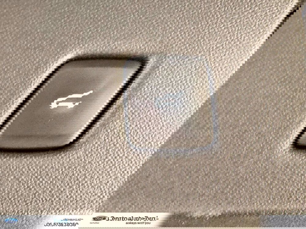 Ford Kuga usata a Roma (12)