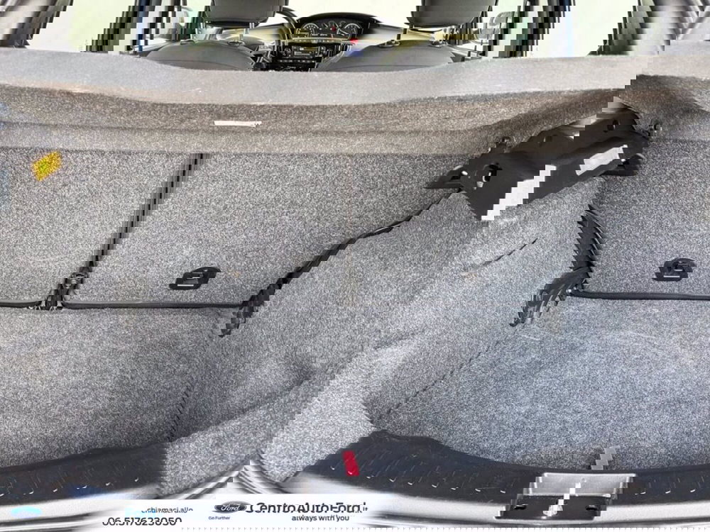 Lancia Ypsilon usata a Roma (11)