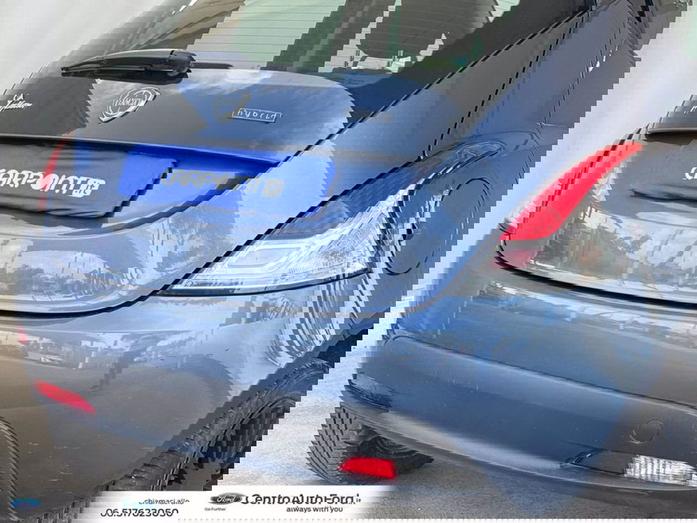 Lancia Ypsilon usata a Roma (16)