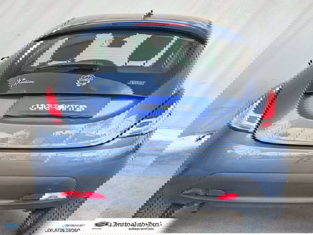 Lancia Ypsilon usata a Roma (4)