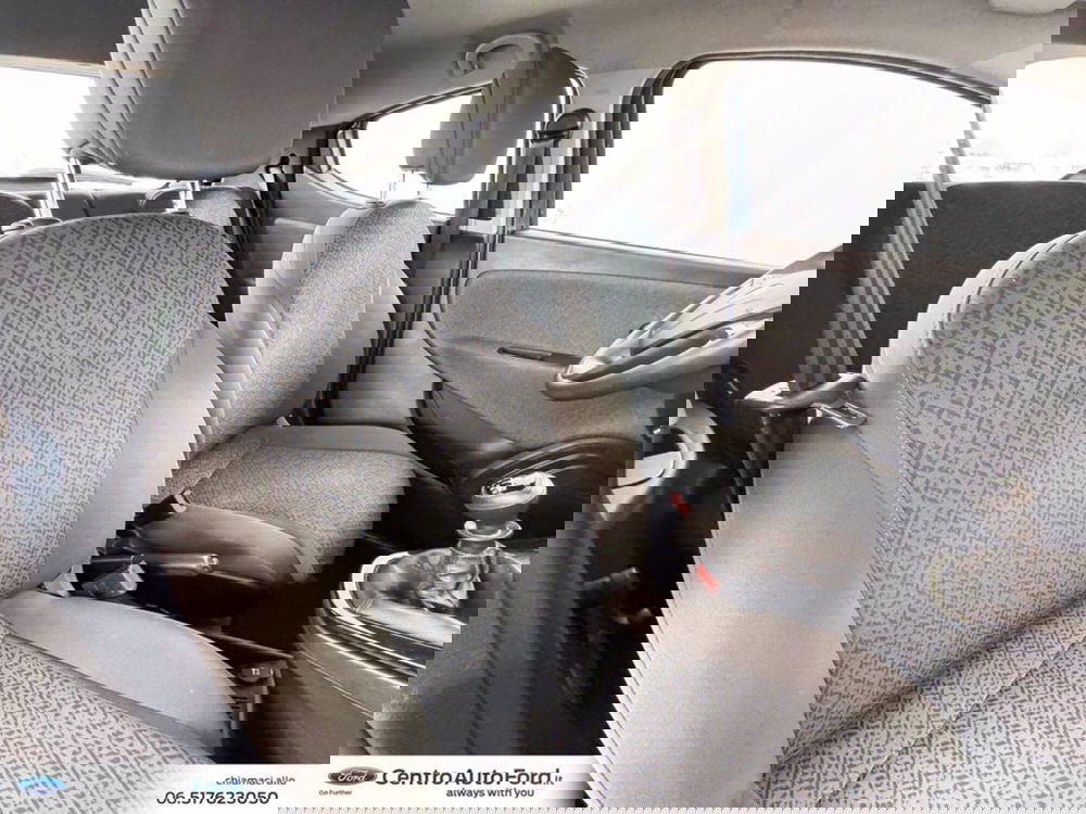 Lancia Ypsilon usata a Roma (7)