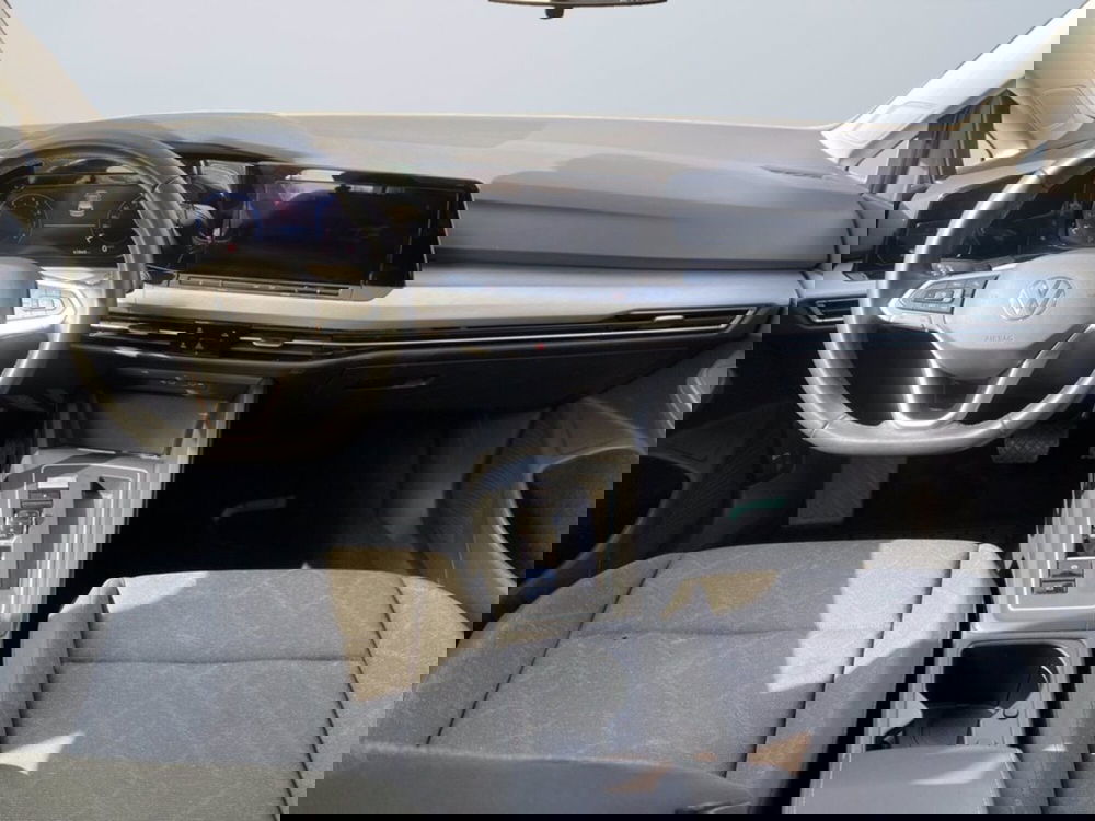 Volkswagen Golf Variant usata a Milano (12)