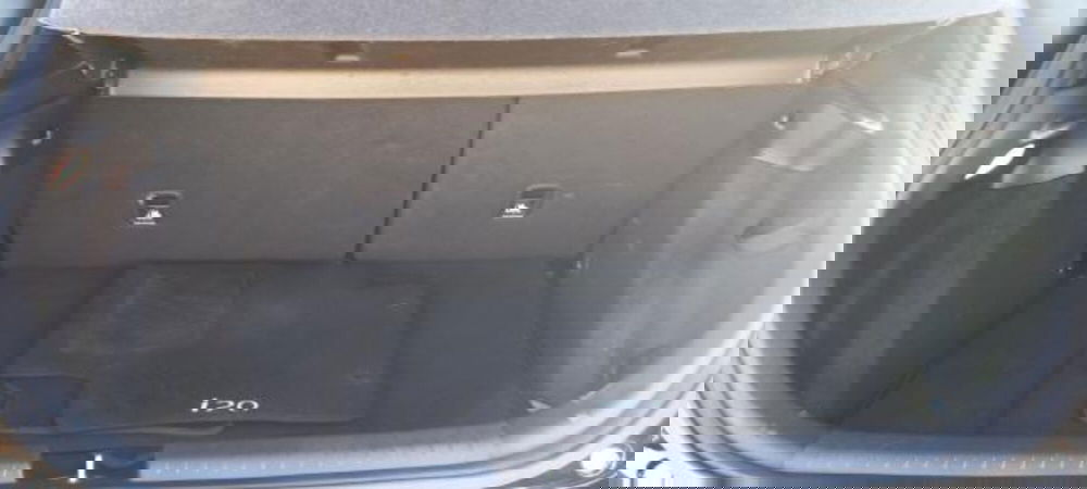 Hyundai i20 usata a Udine (10)