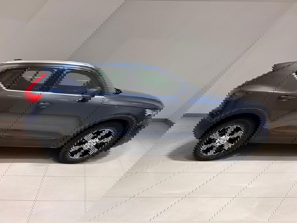 Volvo XC40 usata a Napoli (6)