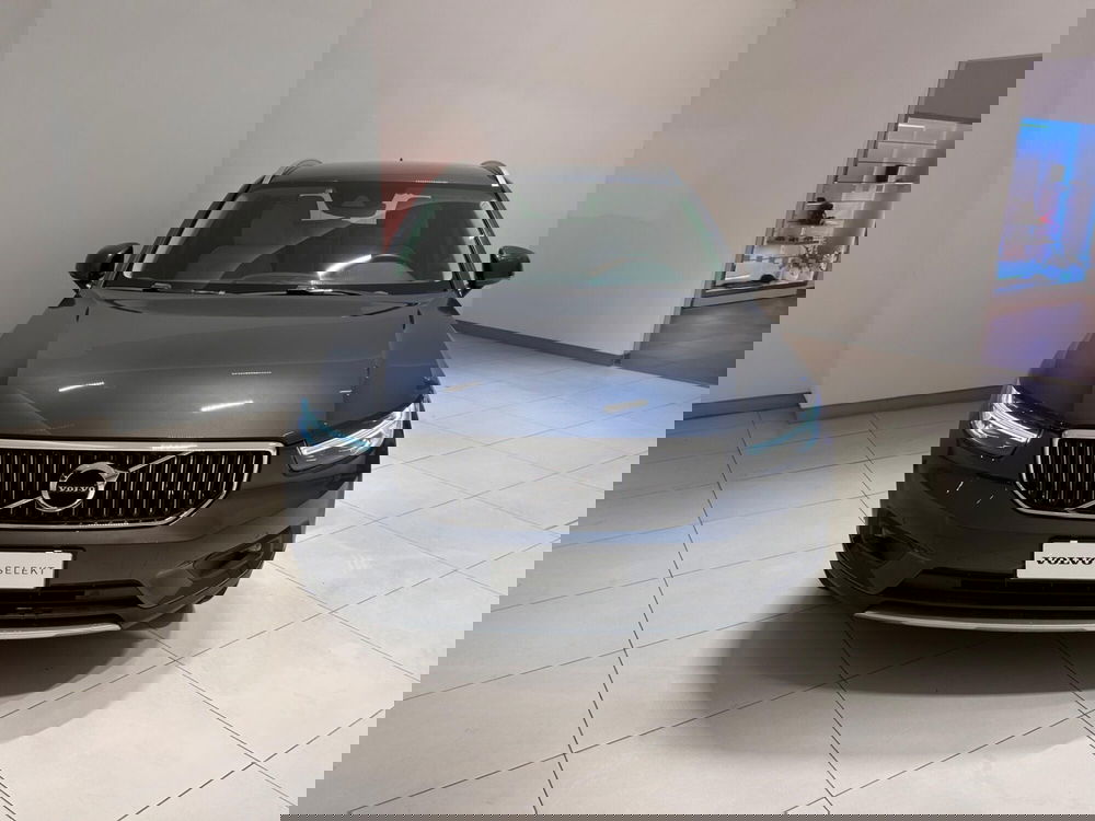 Volvo XC40 usata a Napoli (8)