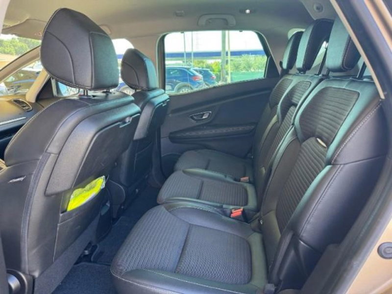 Renault Scenic E-Tech Electric usata a Massa-Carrara (10)