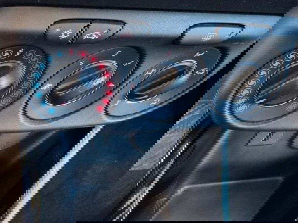 Opel Adam usata a Massa-Carrara (13)