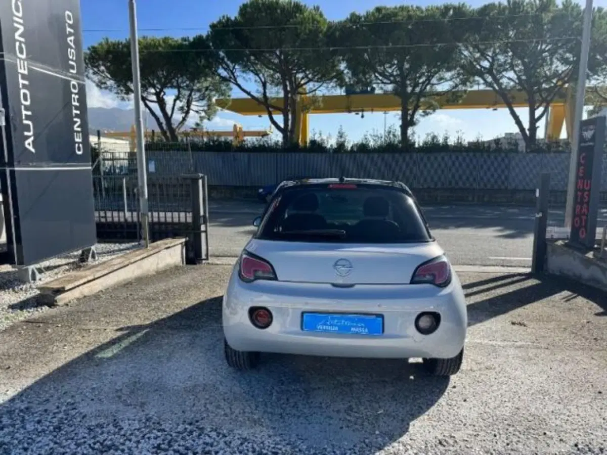 Opel Adam usata a Massa-Carrara (5)