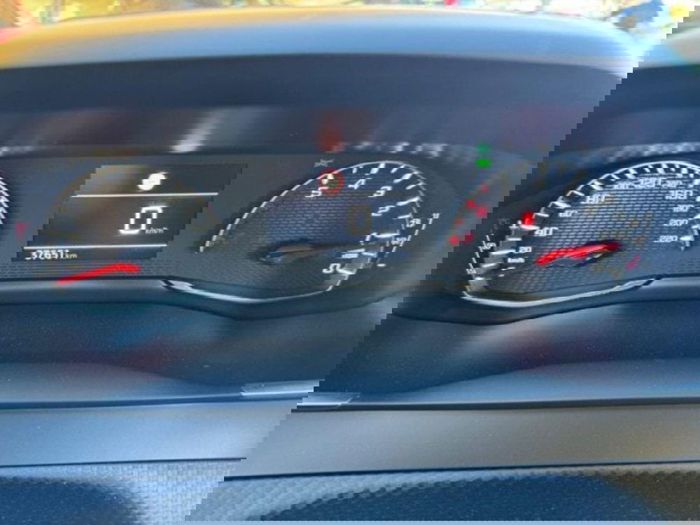 Peugeot 208 usata a Massa-Carrara (6)