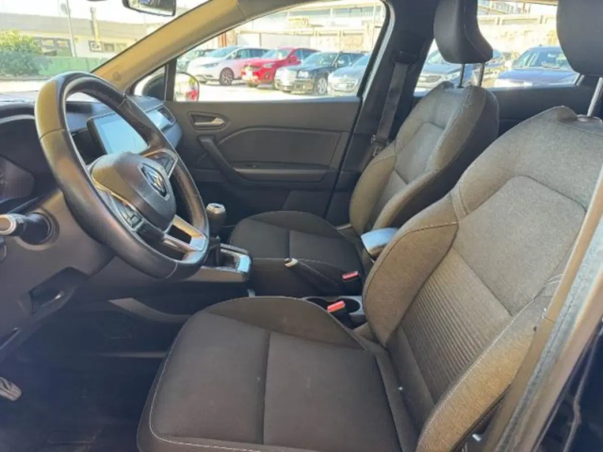 Renault Captur usata a Massa-Carrara (10)