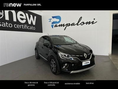 Renault Captur Full Hybrid E-Tech 145 CV Intens del 2022 usata a Siena