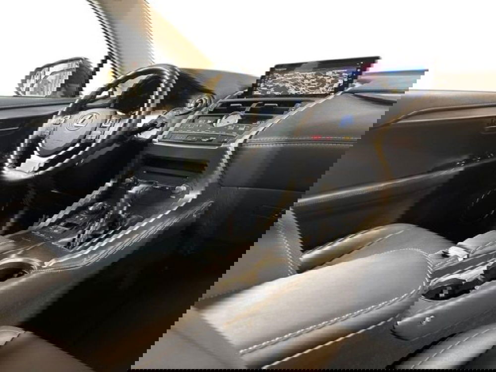 Lexus NX usata a Bologna (15)