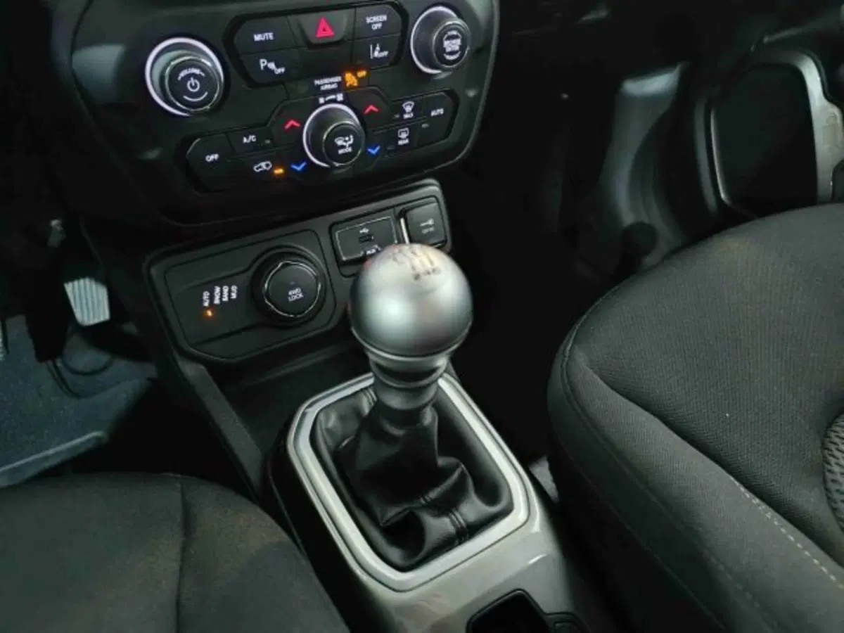 Jeep Renegade usata a Catania (8)
