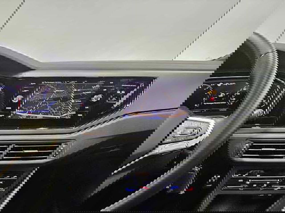 Volkswagen Taigo usata a Lecco (14)