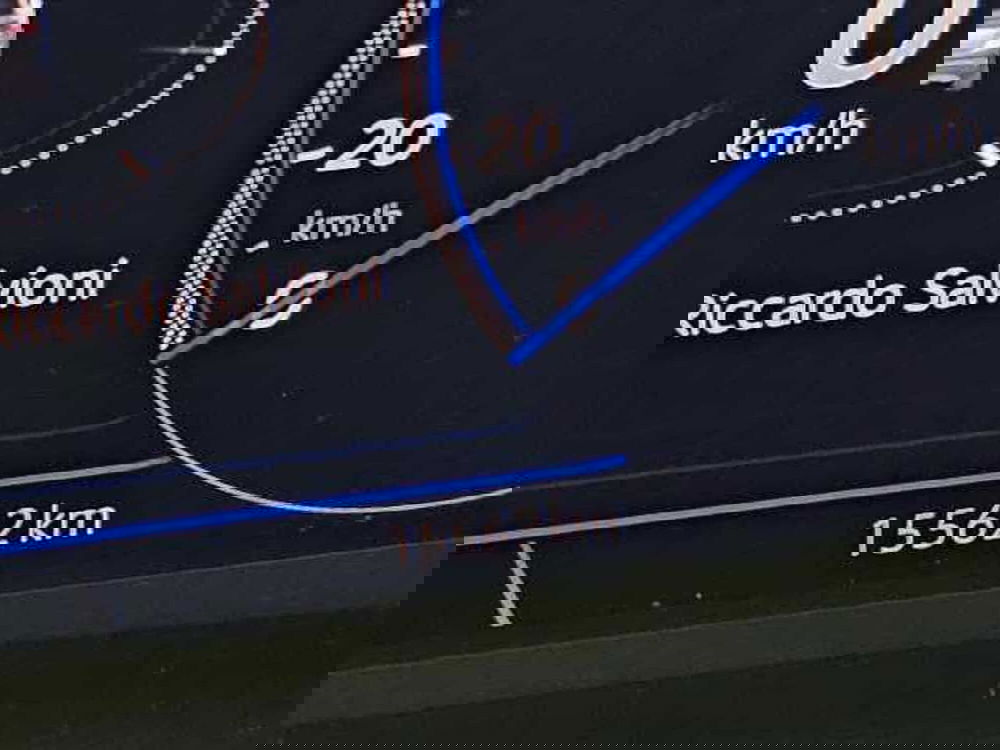 Volkswagen Taigo usata a Lecco (17)