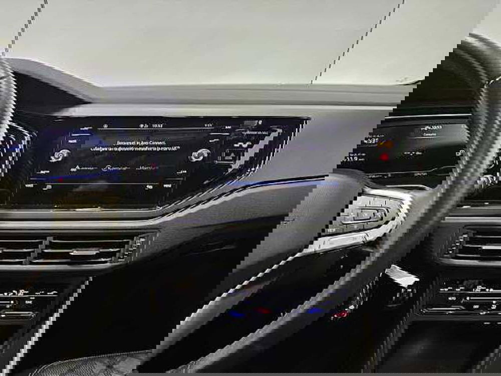 Volkswagen Taigo usata a Lecco (11)