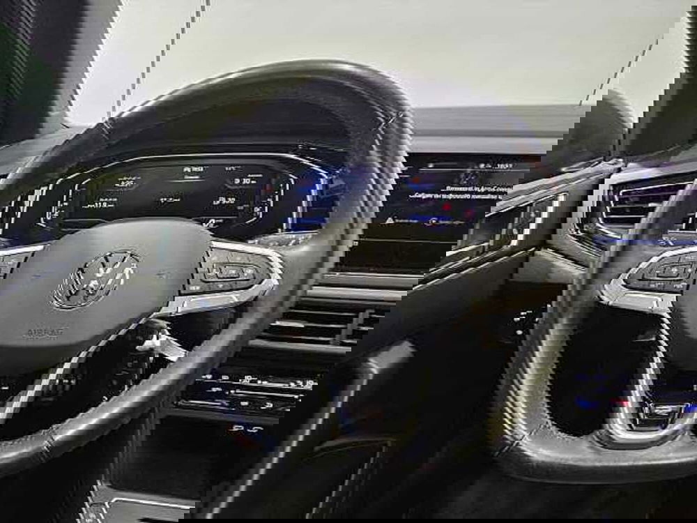 Volkswagen Taigo usata a Lecco (15)