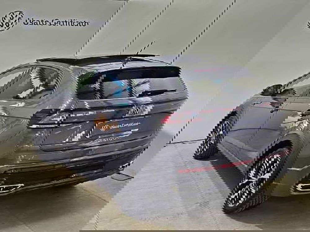 Volkswagen Taigo usata a Lecco (3)