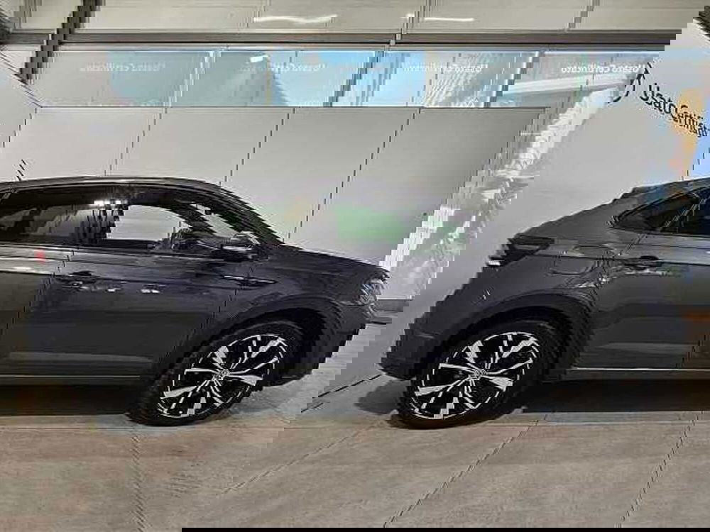 Volkswagen Taigo usata a Lecco (5)