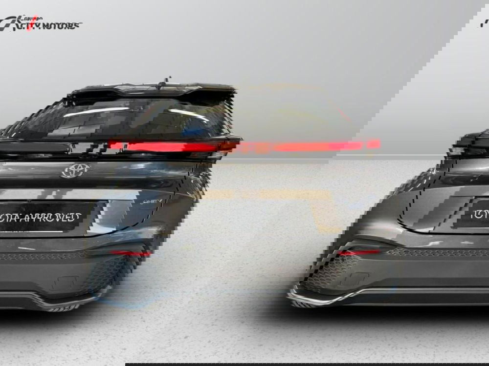 Toyota Toyota C-HR nuova a Monza e Brianza (5)