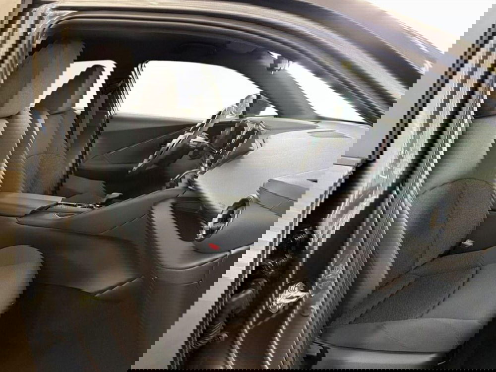 Toyota Toyota C-HR nuova a Monza e Brianza (9)