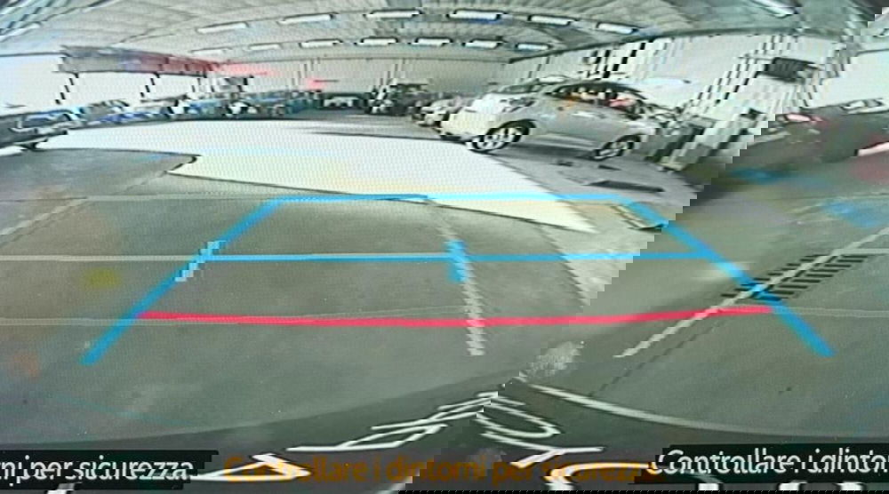 Toyota Toyota C-HR nuova a Monza e Brianza (13)